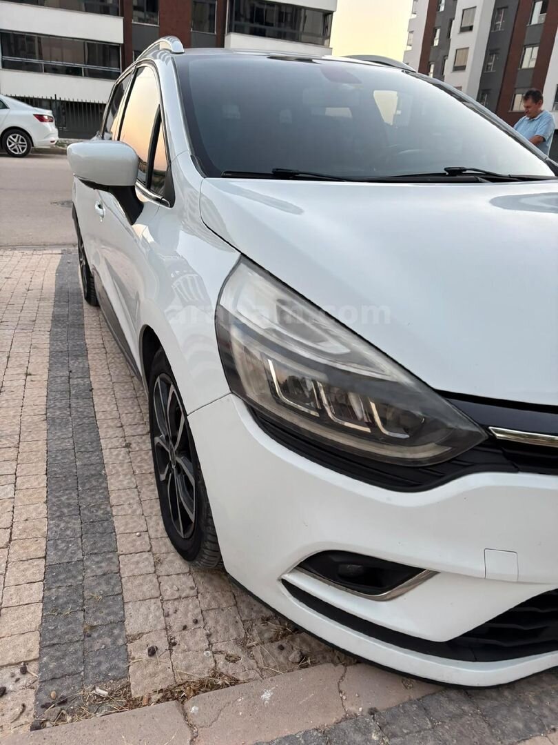 Sahibinden Renault Clio 1.5 dCi SportTourer Icon 2017 Model 193.000 km Beyaz 3