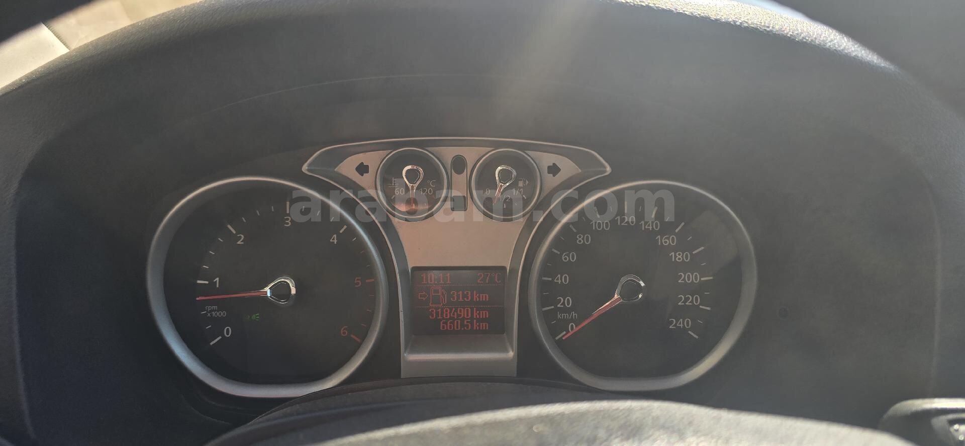 Sahibinden Ford Focus 1.6 TDCi Titanium 2011 Model 285.000 km Siyah 3