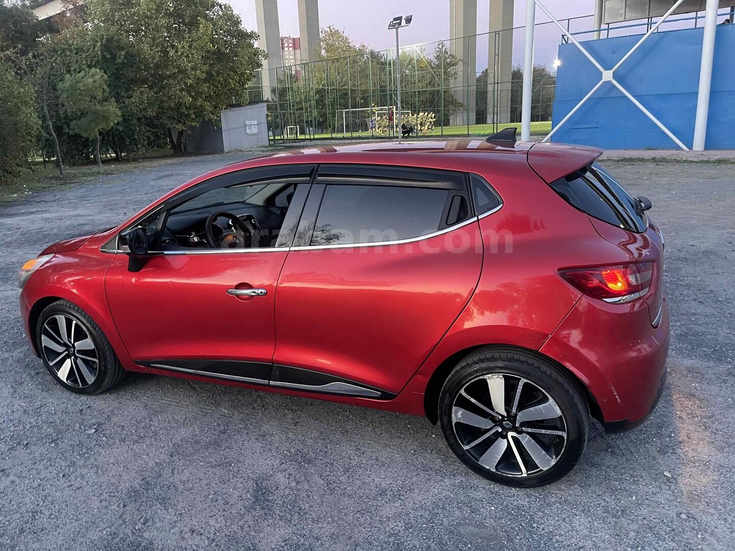 Sahibinden Renault Clio 1.5 dCi Icon 2014 Model 2