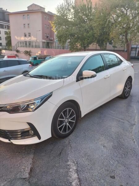 Sahibinden Toyota Corolla 1.4 D-4D Touch 2017 Model İstanbul 96.000 km Beyaz