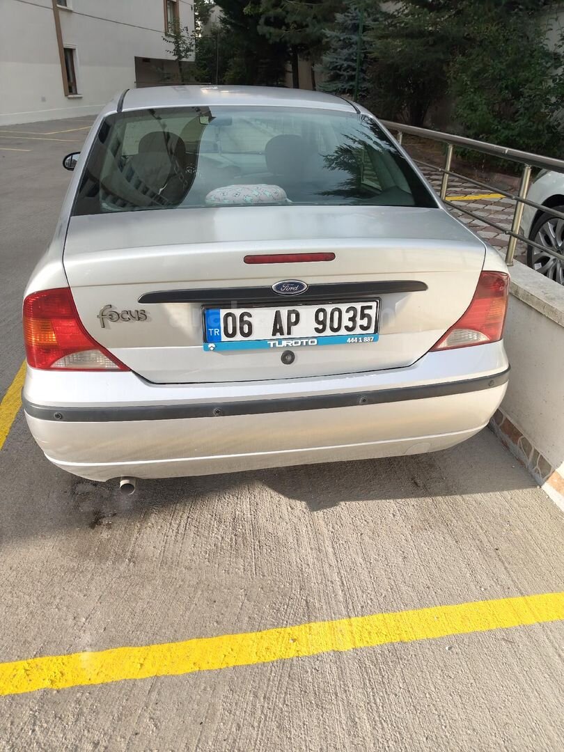 TEMİZ Ford Focus 1.6 Collection 2005 Model 4