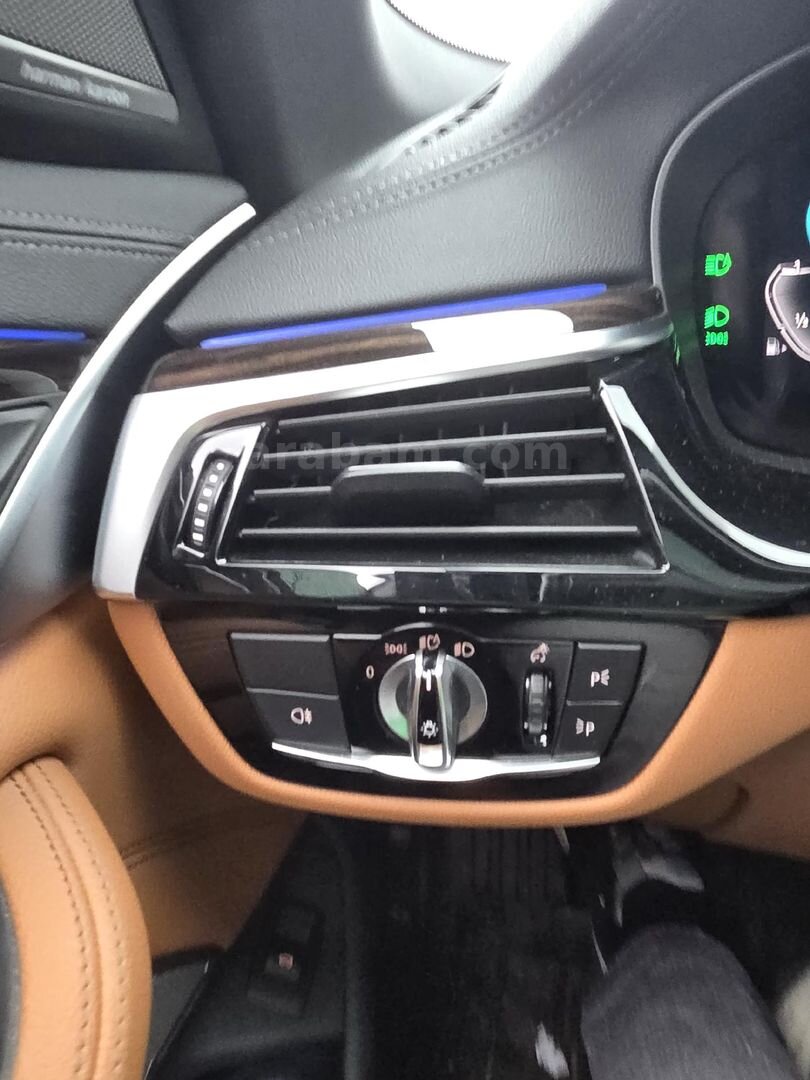 Sahibinden BMW 5 Serisi 520i Luxury Line 2021 Model 6