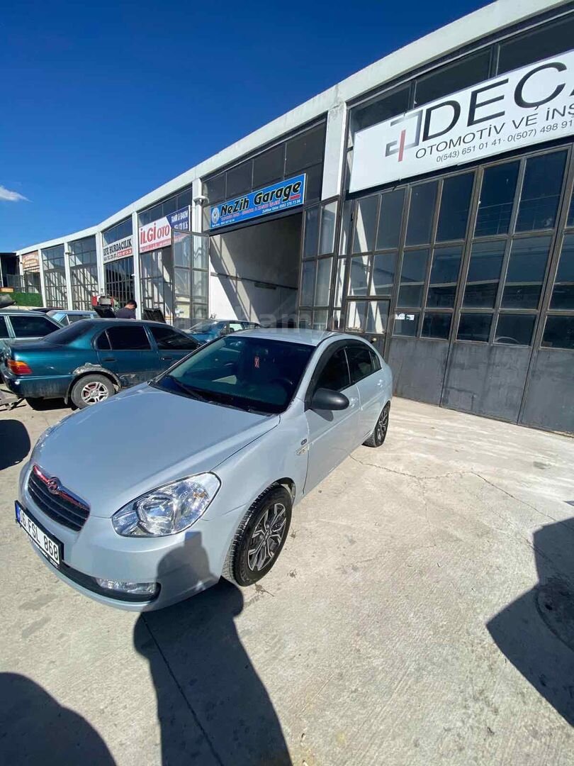 Sahibinden Hyundai Accent Era 1.5 CRDi-VGT Select 2006 Model 5