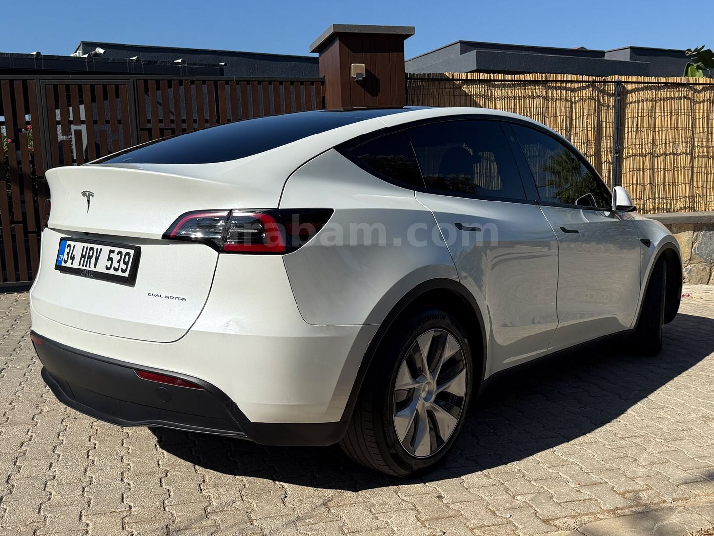 2023 MODEL Y LONG RANGE | 46.100 KM | GARANTİLİ | 4x4 | TRAMERSİZ BOYASIZ | KOMPLE PPF 5