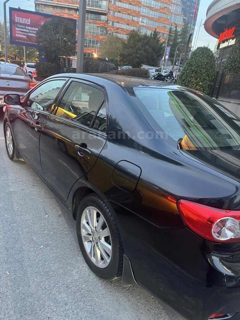 Sahibinden Toyota Corolla 1.6 Comfort 2011 Model 195.000 km Siyah 6