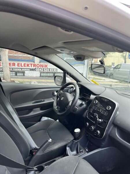 Sahibinden Renault Clio 1.5 dCi Joy 2019 Model İstanbul 153.000 km Beyaz 4