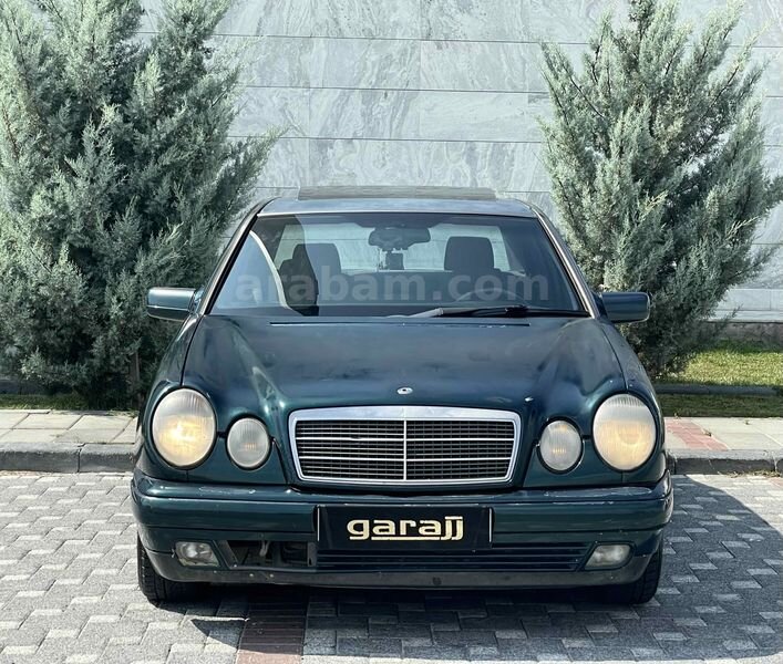 Galeriden Mercedes - Benz E 200 Classic 1996 Model Kayseri