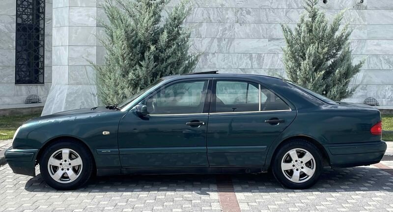 Galeriden Mercedes - Benz E 200 Classic 1996 Model Kayseri 6