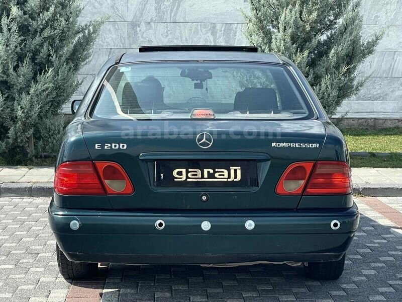 Galeriden Mercedes - Benz E 200 Classic 1996 Model Kayseri 2