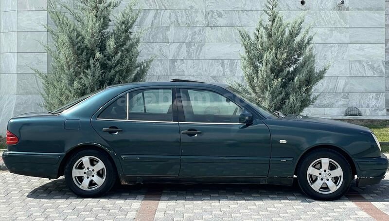 Galeriden Mercedes - Benz E 200 Classic 1996 Model Kayseri 7