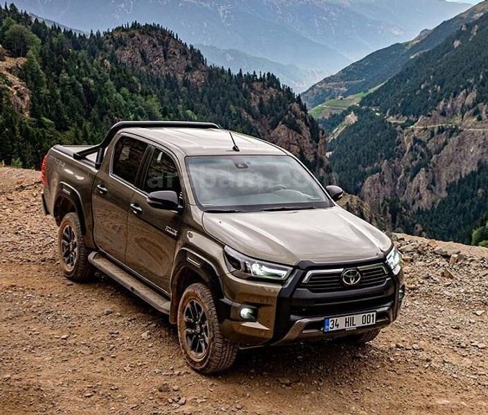 Galeriden Toyota Hilux 2024 Model Ankara - 44151152 | arabam.com