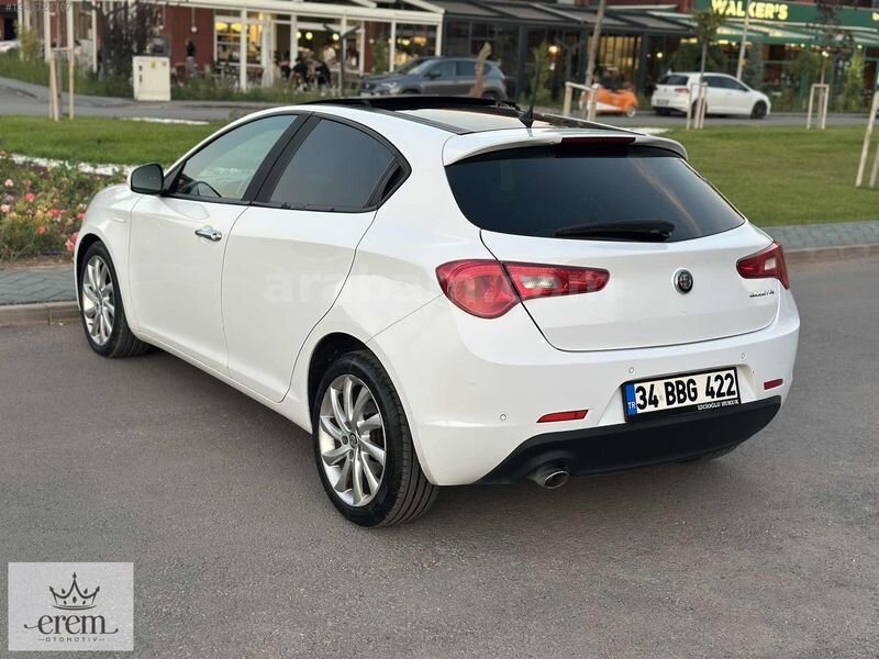 2017 GIULIETTA 1.6 DİZEL OTOMATİK-CAM TAVAN-XENON 6