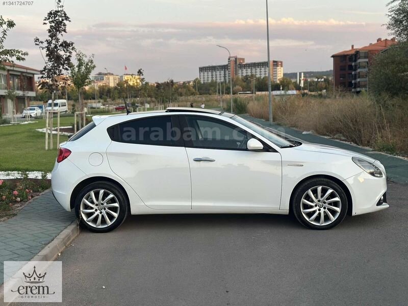 2017 GIULIETTA 1.6 DİZEL OTOMATİK-CAM TAVAN-XENON 4