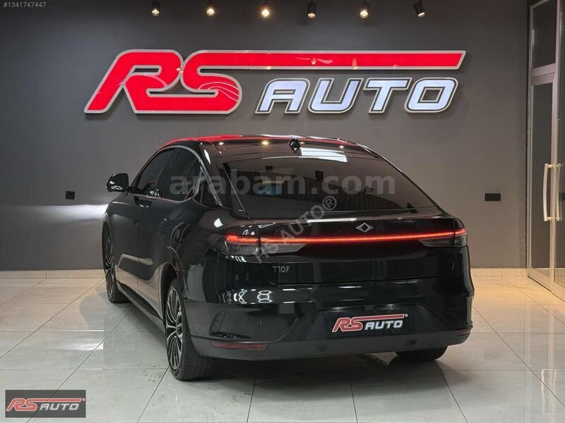 RS AUTO'DAN / 2025 TOGG T10F BOYASIZ 19 BİN KM CAM TAVAN %20 KDV 5