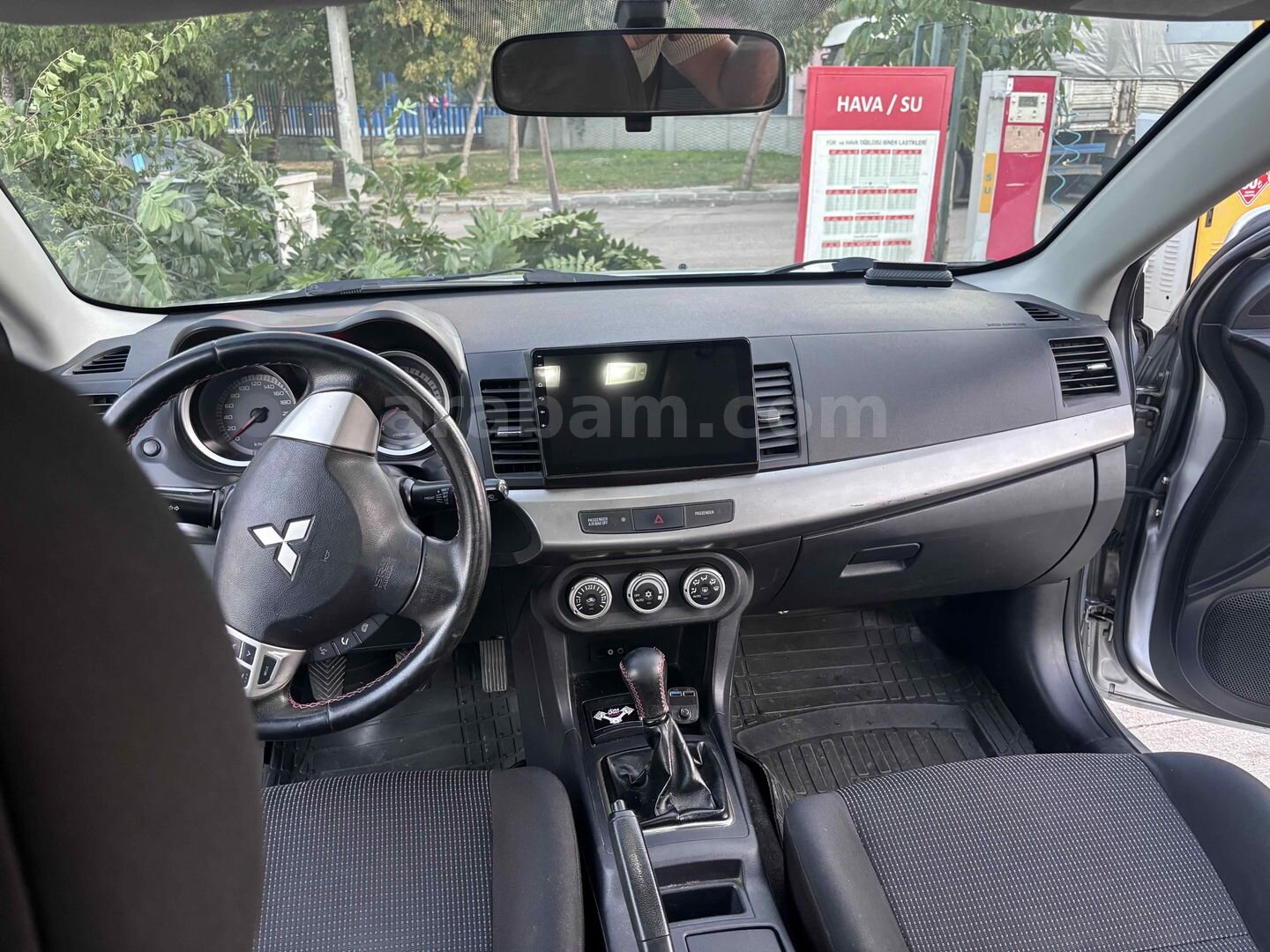 Sahibinden Mitsubishi Lancer 3