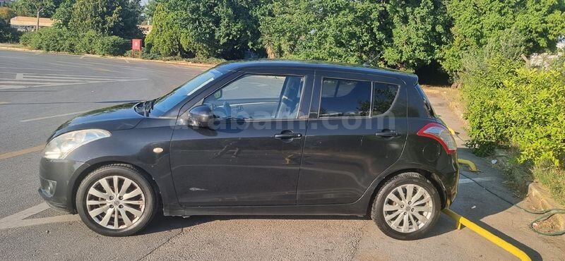 Sahibinden düşük kilometre yeni muayeneli Suzuki Swift 3