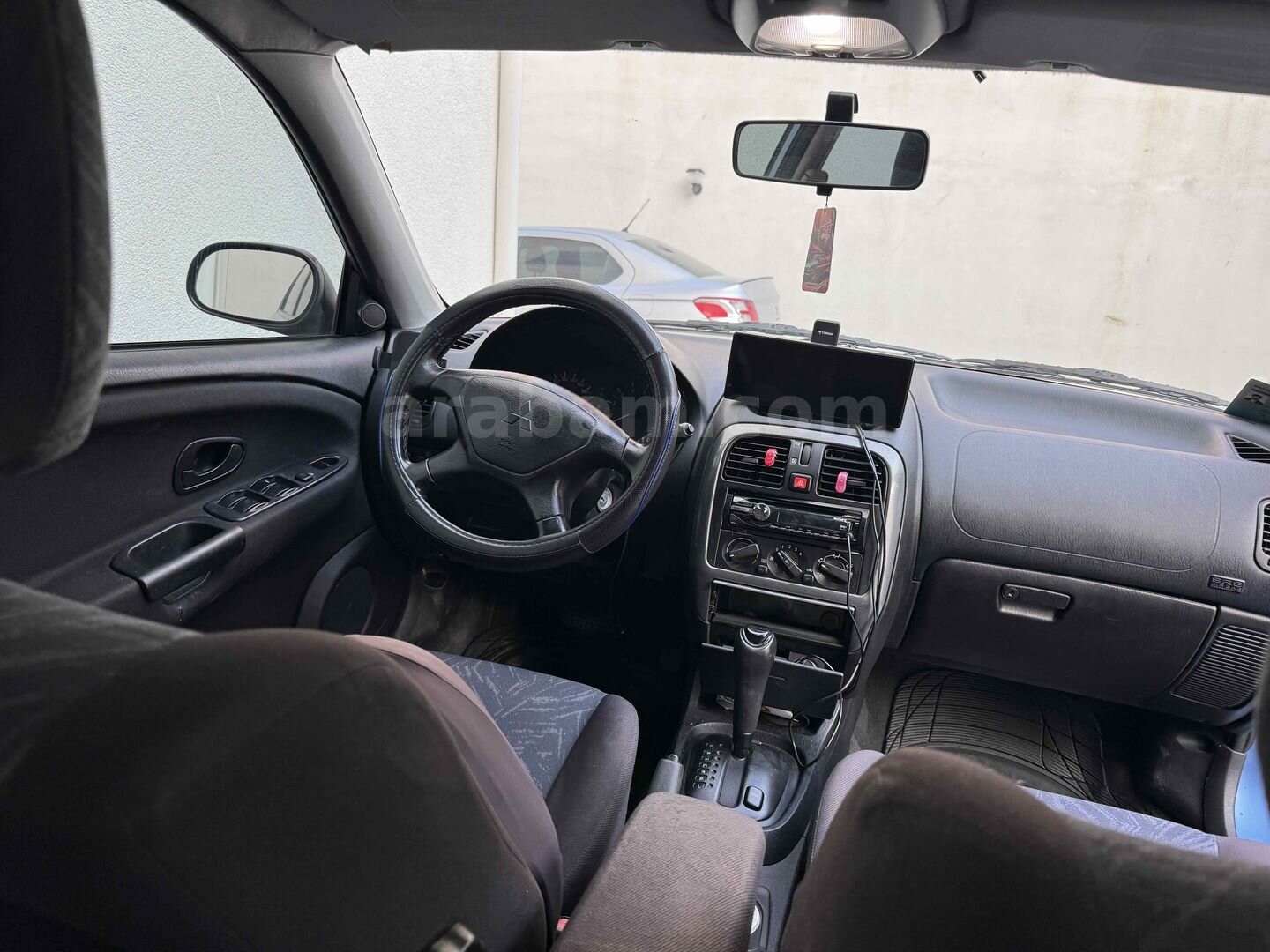 Sahibinden Mitsubishi Carisma 1.6 Avance 2001 Model 4