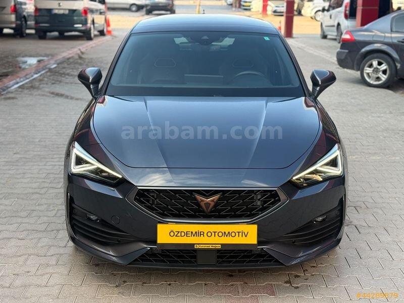 2024 16 BİN KM' DE CAM TAVAN ELEKTİRİKLİ KOLTUK MATRİX BEATS SES 7