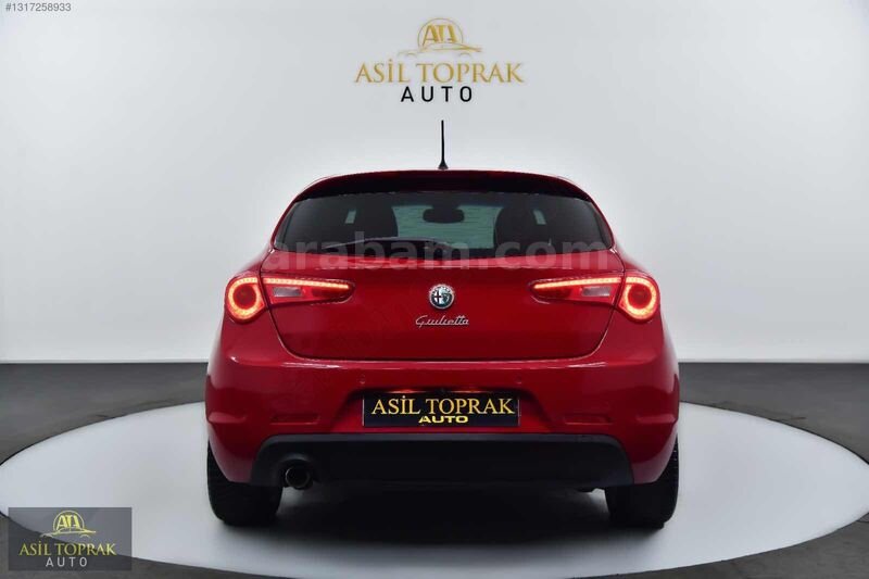 215 PEŞİN KALAN KREDİ / 2013 MODEL ALFA ROMEO GİULİETTA 1.6 JTD 6