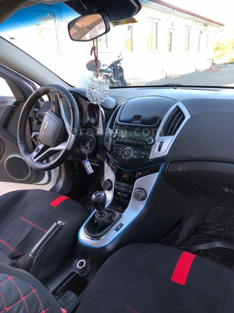 Sahibinden Chevrolet Cruze 1.6 Sport 2013 Model 2