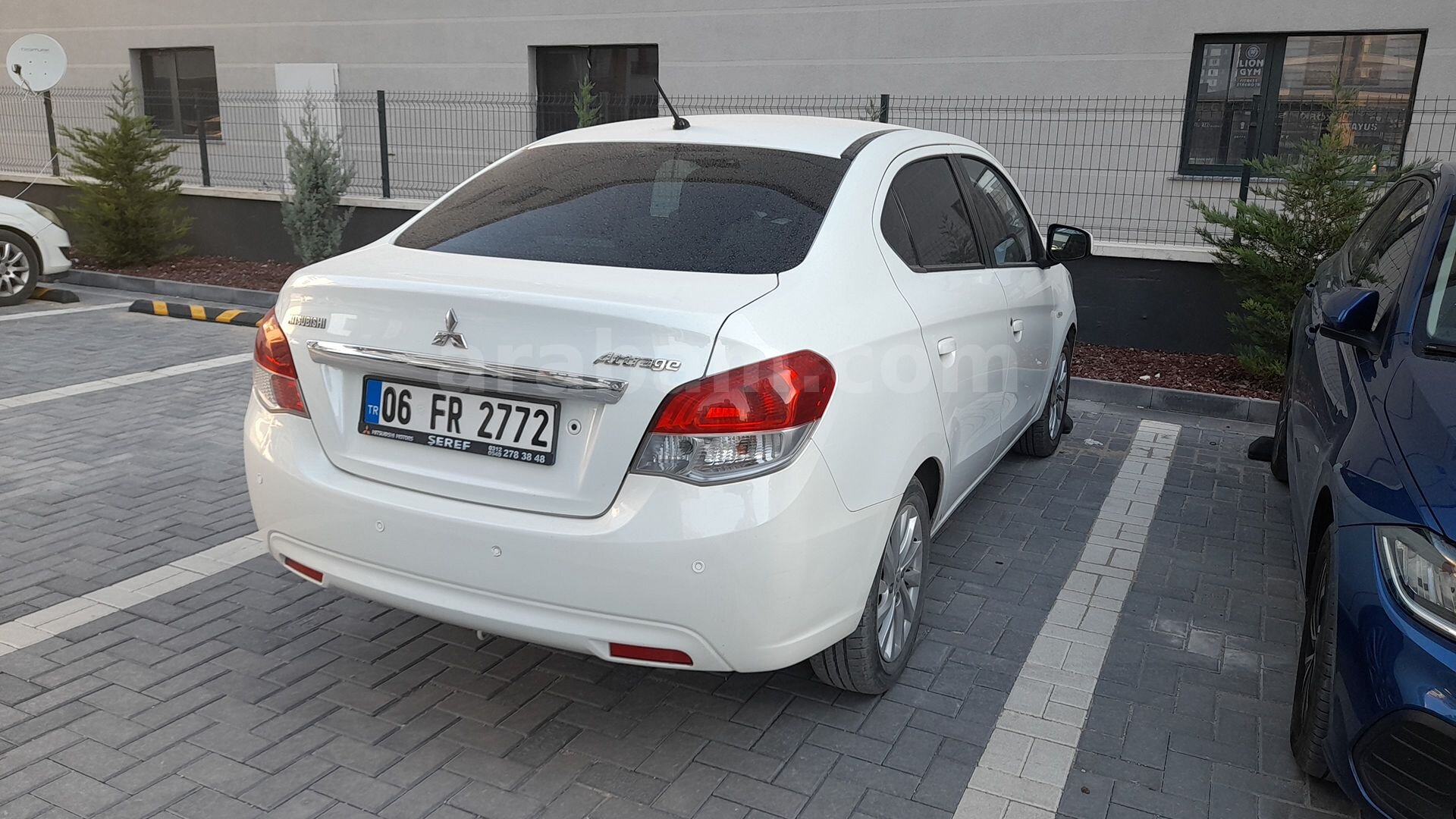 İlk Sahibinden, Servis Bakımlı, Manuel Mitsubishi Attrage 7