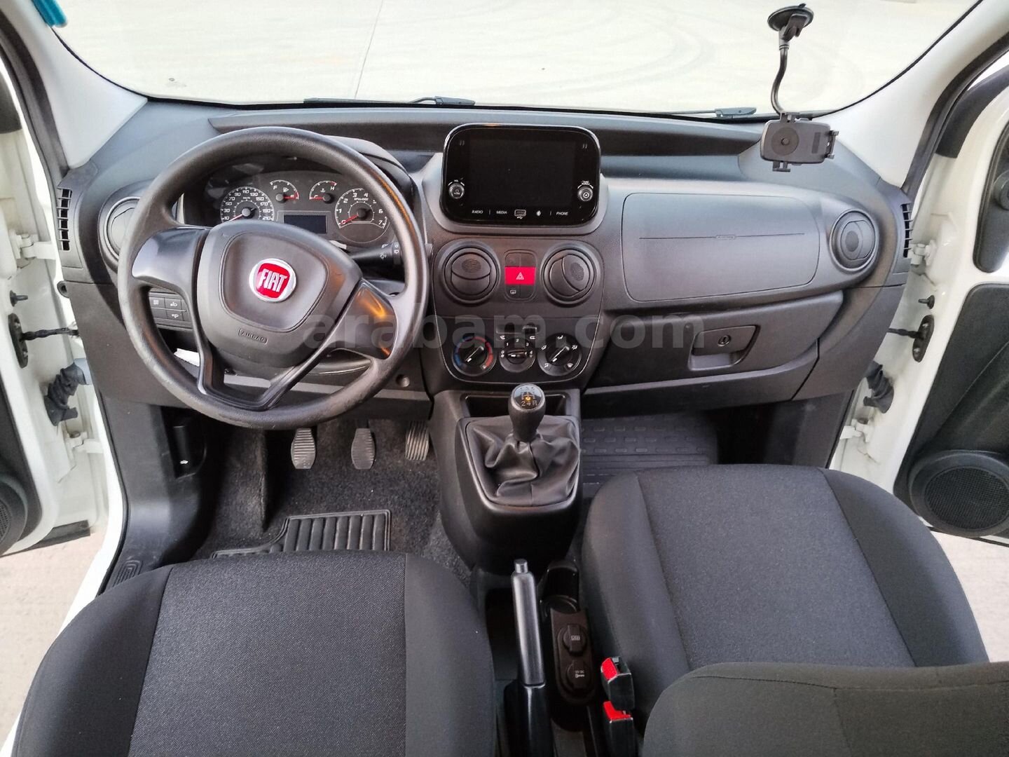 Sahibinden 2023 Model Fiorino 95 lik 100.000 KM Beyaz 2