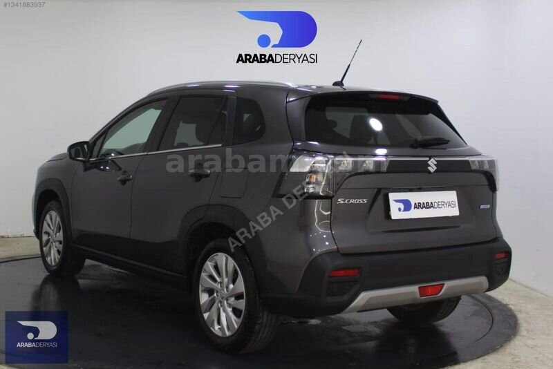 ""DERYA GRUP'tan "" 2026 SUZUKI S-CROSS 1.4 MHEV GL ELEGANCE 4