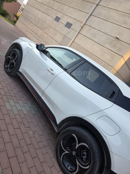 Sahibinden Alfa Romeo Junior Ibrida 1.2 speciale 2024 Model 3