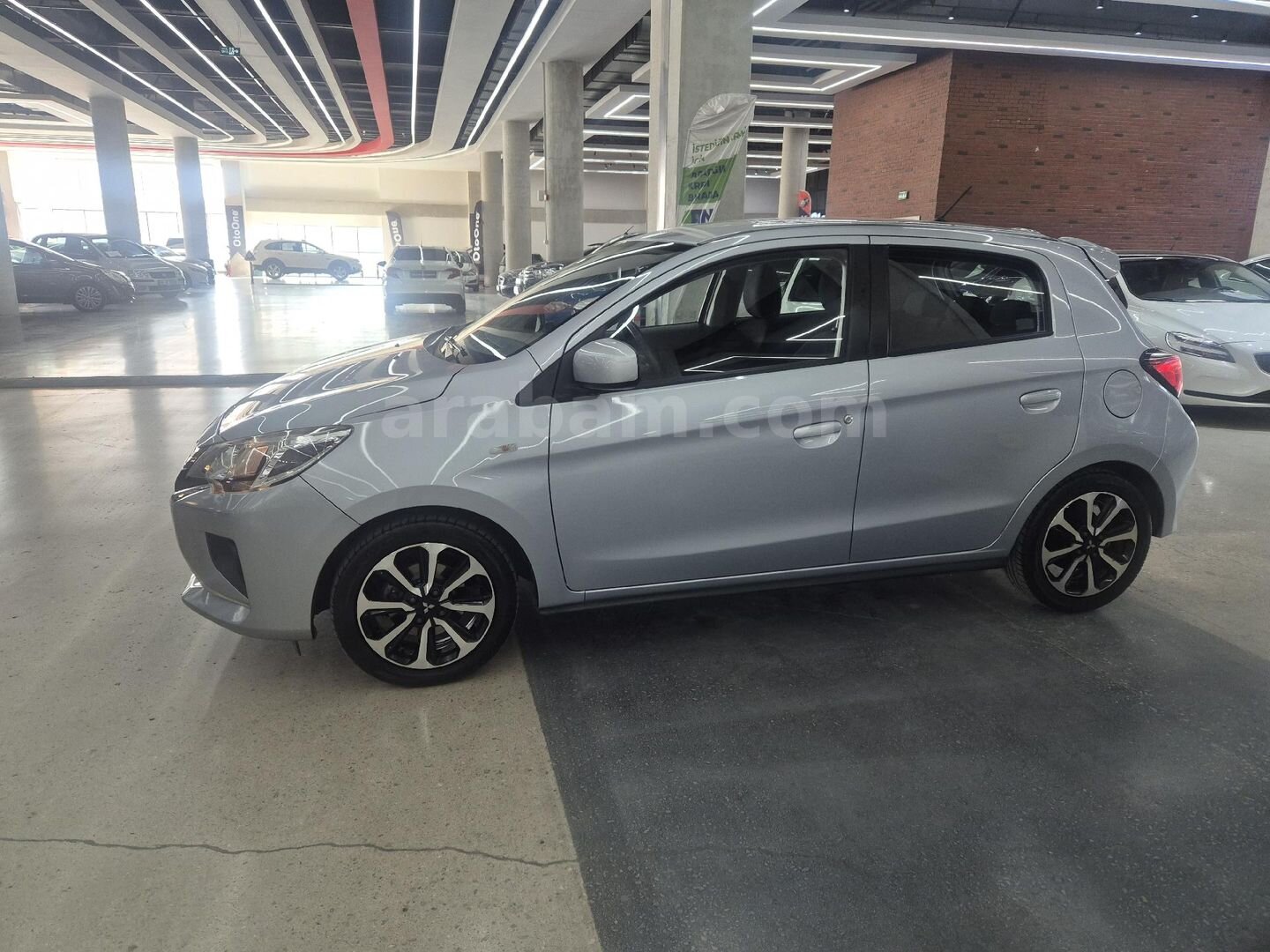 2021 HATASIZ MITSUBISHI SPACE STAR 1.2 INTENSE CVT 58 BİN KM'DE 6
