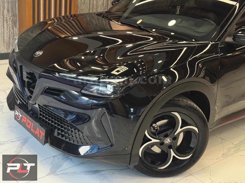 POLAT'TAN 2025 ALFA ROMEO JUNİOR IBRİDA SPECİALE+ 15DK KREDİ İMK 3