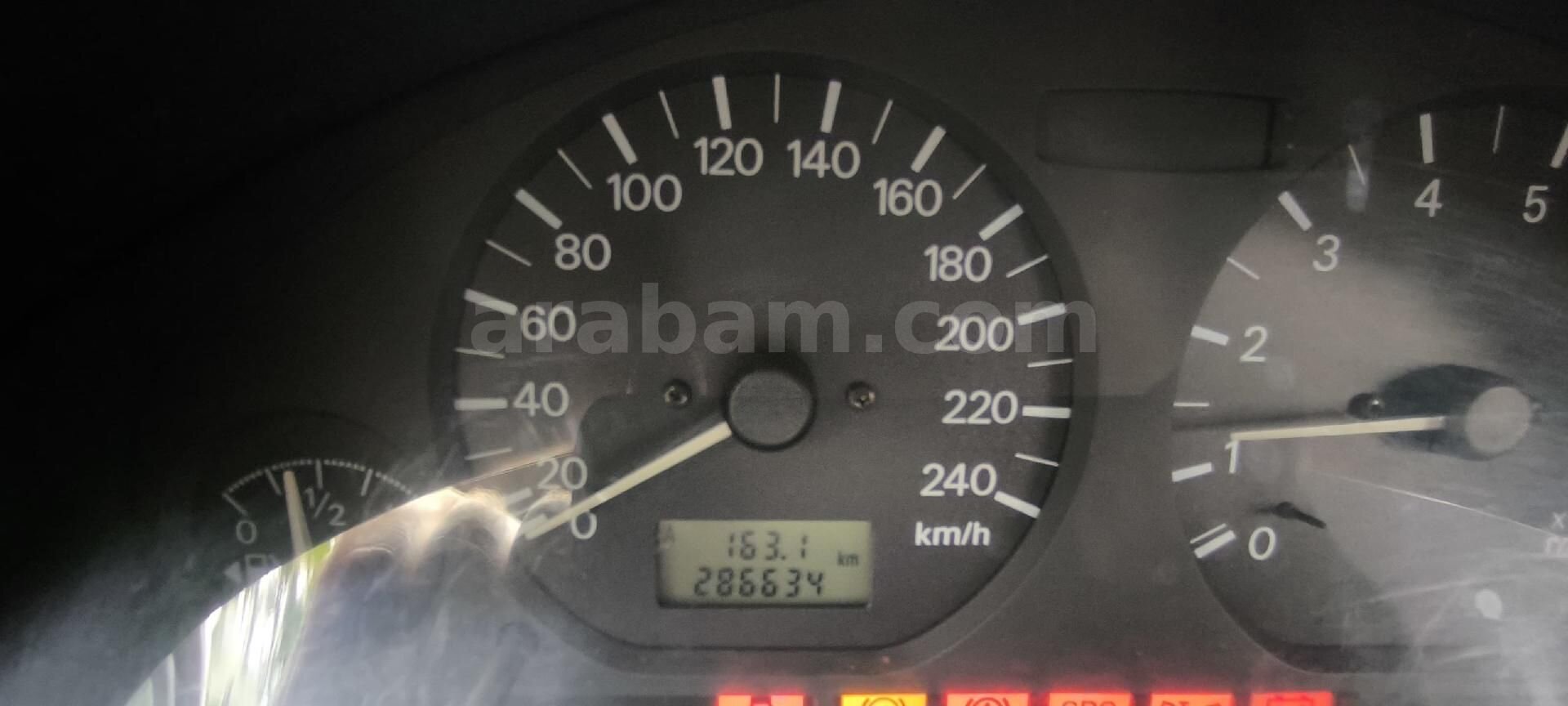 Sahibinden Mitsubishi Carisma 1.6 GLX 2000 Model 6