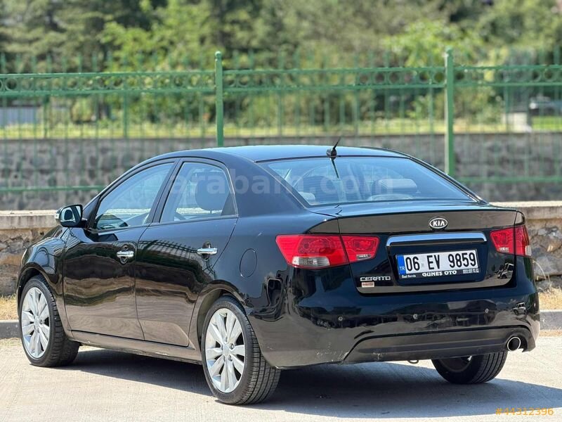 2010 MODEL İLK SAHİBİNDEN OTOMATİK HATASIZ DEĞİŞENSİZ 5