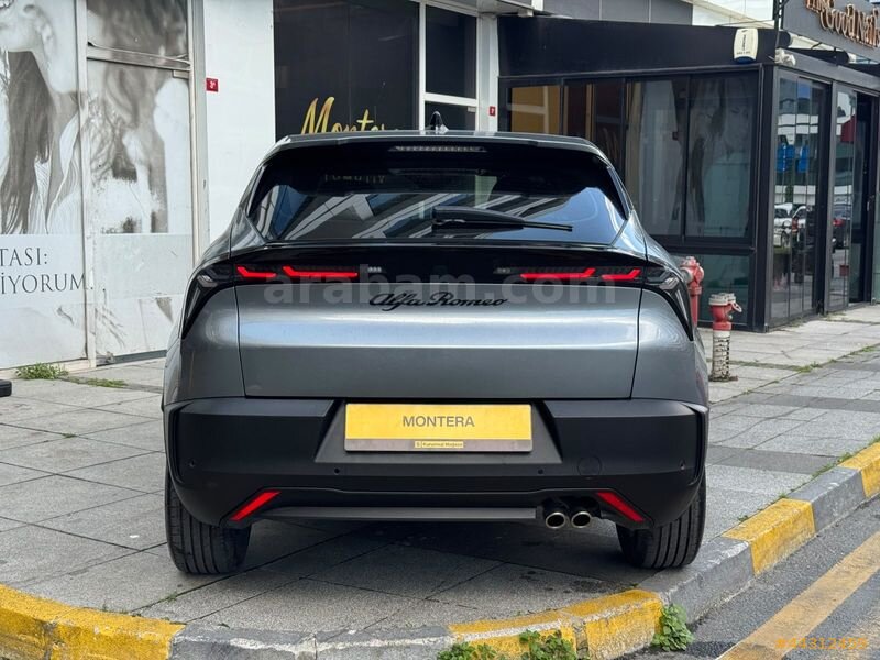 MONTERA 2025 ALFA ROMEO JUNIOR IBRIDA 1.2HYBRID HATASIZ 55.500KM 6
