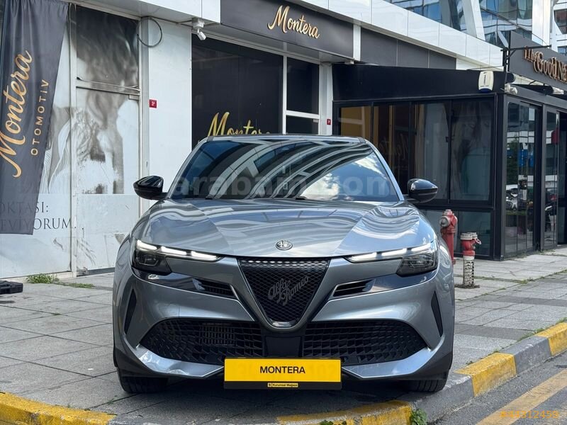 MONTERA 2025 ALFA ROMEO JUNIOR IBRIDA 1.2HYBRID HATASIZ 55.500KM 2