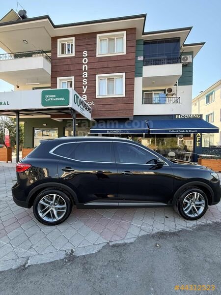 ÇAMLICA HATASIZ AYARINDA 2023 MG HS 1.5T GDI LUXURY 50BİN KM 3