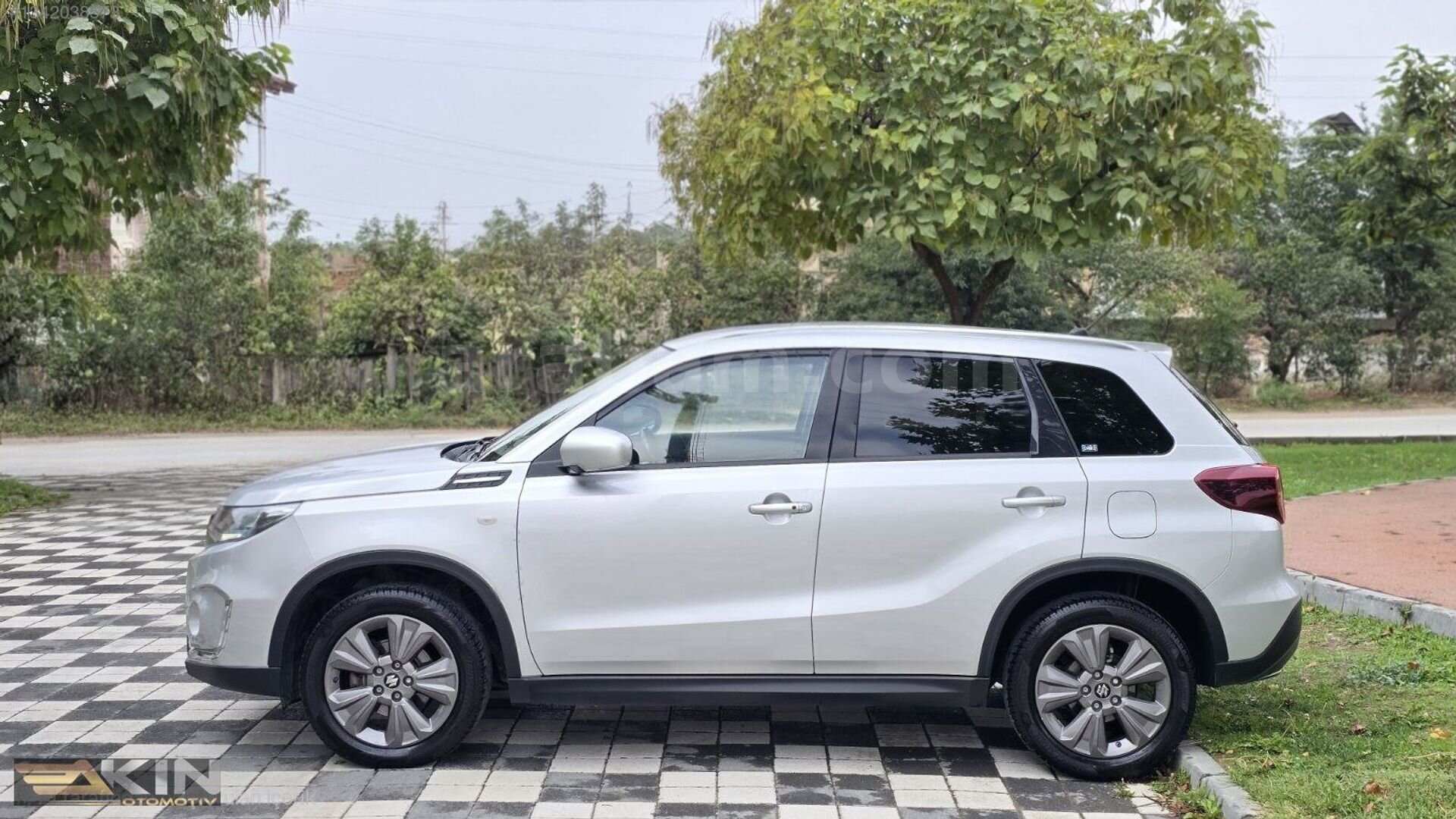 %20Peşin~12AY%0Faiz~SuzukiVitara~2022~1.4Hibrit~4X4~Full-BOYASIZ 5