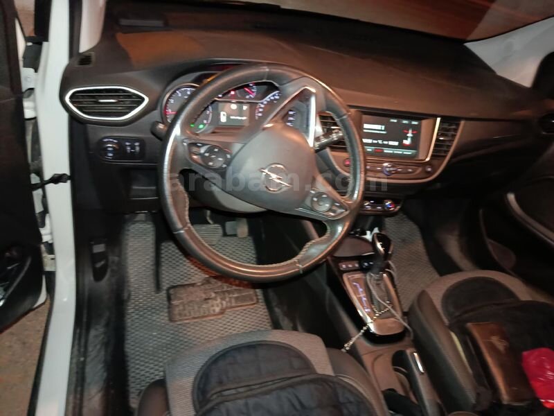 Sahibinden Opel Crossland 1.5 T Essential 2021 Model 49.550 KM Beyaz 7