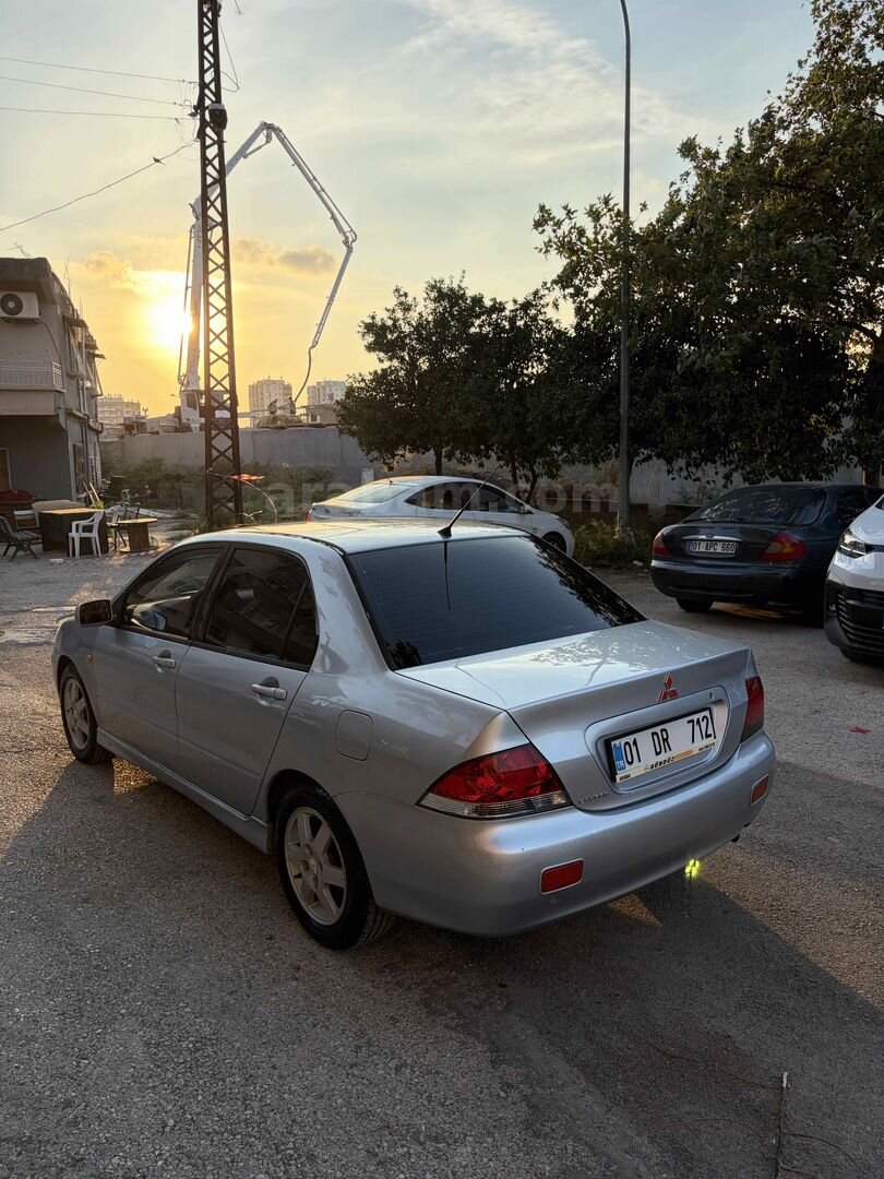 Sahibinden Mitsubishi Lancer 1.6 Comfort 2004 Model Adana 4
