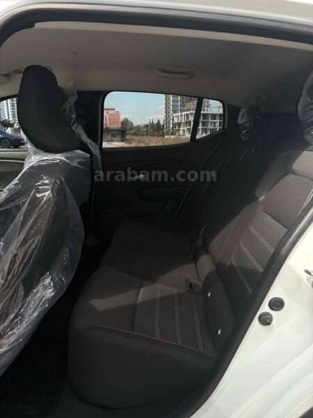 Sahibinden Dacia Sandero Stepway 1.0 Tce Expression 2025 Model 6.500 KM Beyaz 6