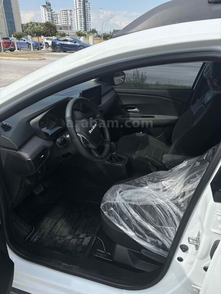 Sahibinden Dacia Sandero Stepway 1.0 Tce Expression 2025 Model 6.500 KM Beyaz 3