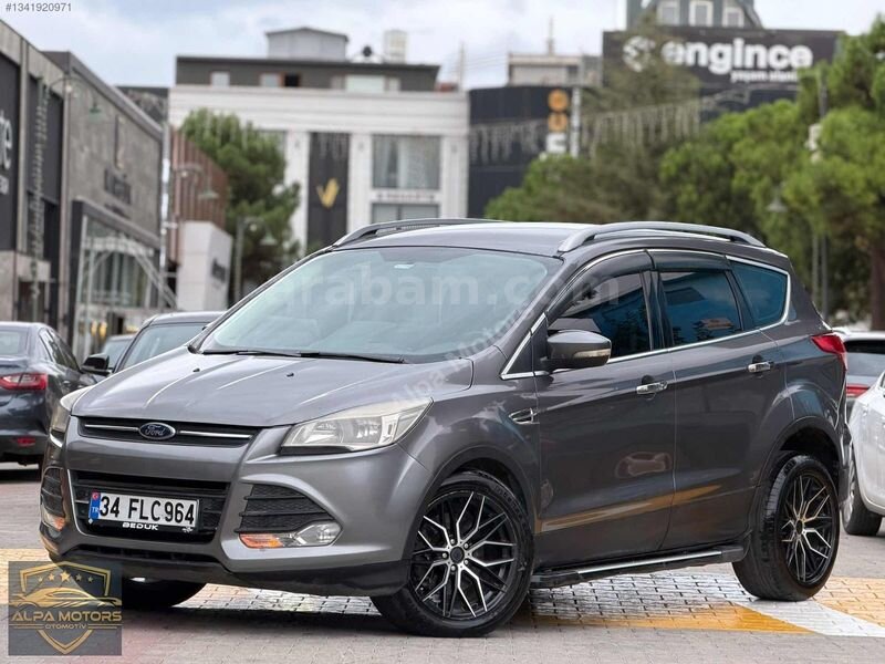 KUSURSUZ TEMİZLİKTE 2014 KUGA OTOMATİK 155.000 KM DEĞİŞENSİZ 4X4 2