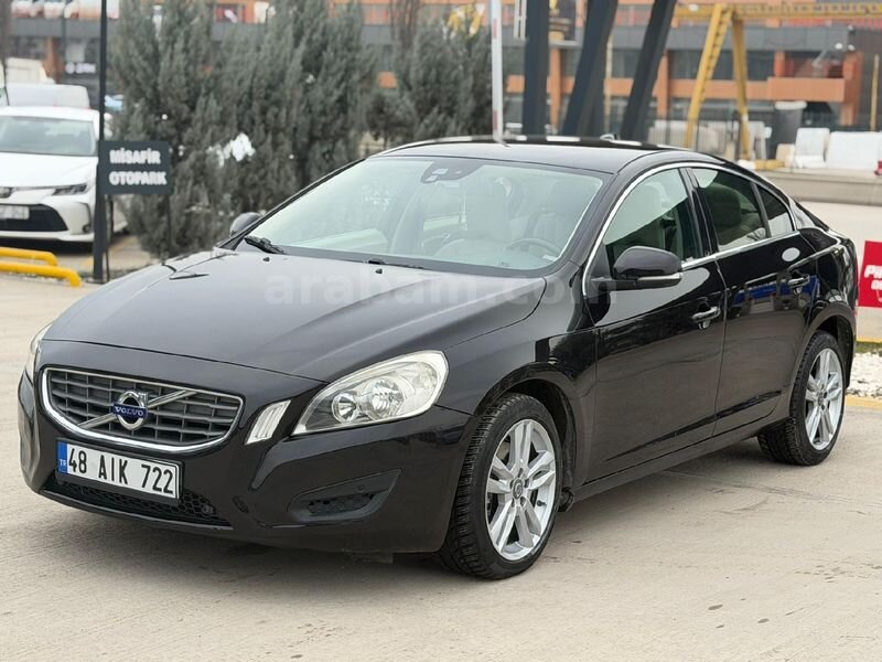 Sahibinden Volvo S60 1.6 D Advance 2013 Model 246.000 KM Siyah 1