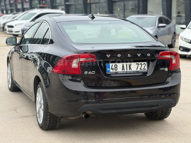 Sahibinden Volvo S60 1.6 D Advance 2013 Model 246.000 KM Siyah 7