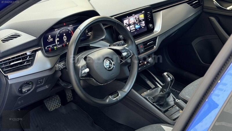 EVIMSE MOTORS - SKODA KAMİQ 1.5TSİ EMSALSİZ HATASIZ 4