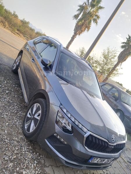 Sahibinden Skoda Kamiq 1.0 TSI Premium 2025 Model 2
