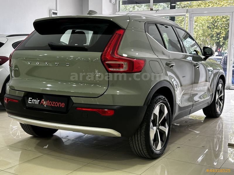 EMİR AUTO ' DAN 2022 VOLVO XC40 1,5 T2 PLUS BRİGHT 45,000 KM DE 6