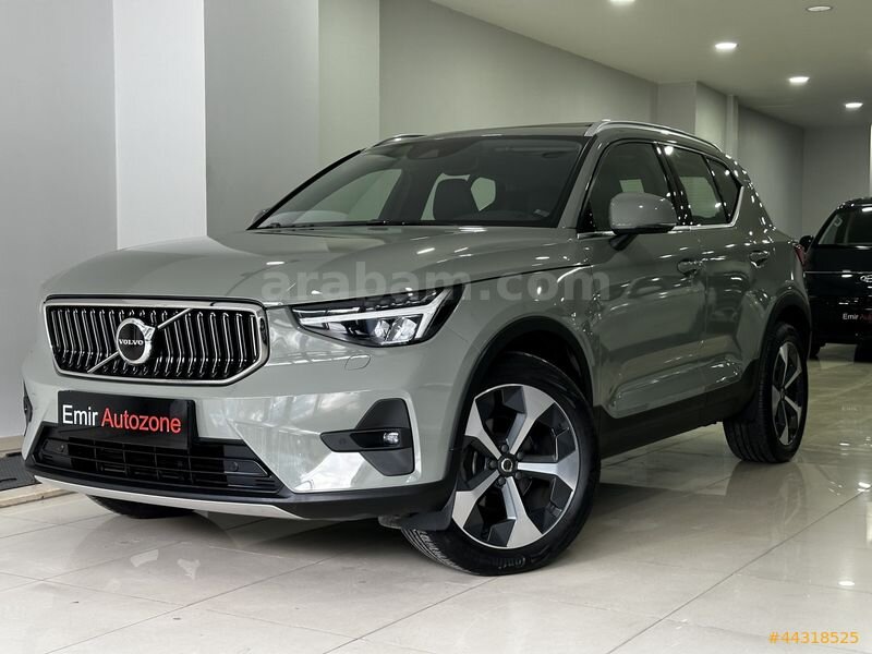 EMİR AUTO ' DAN 2022 VOLVO XC40 1,5 T2 PLUS BRİGHT 45,000 KM DE 1