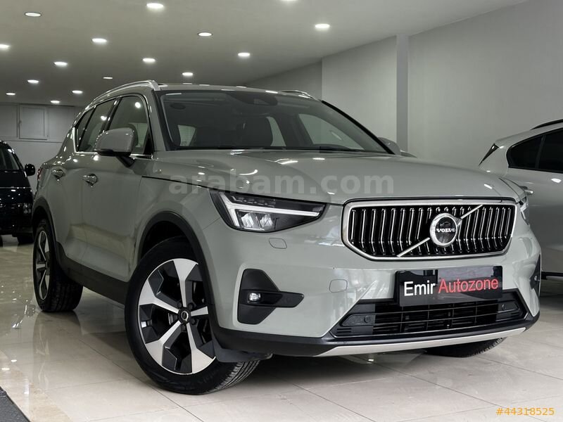 EMİR AUTO ' DAN 2022 VOLVO XC40 1,5 T2 PLUS BRİGHT 45,000 KM DE 3