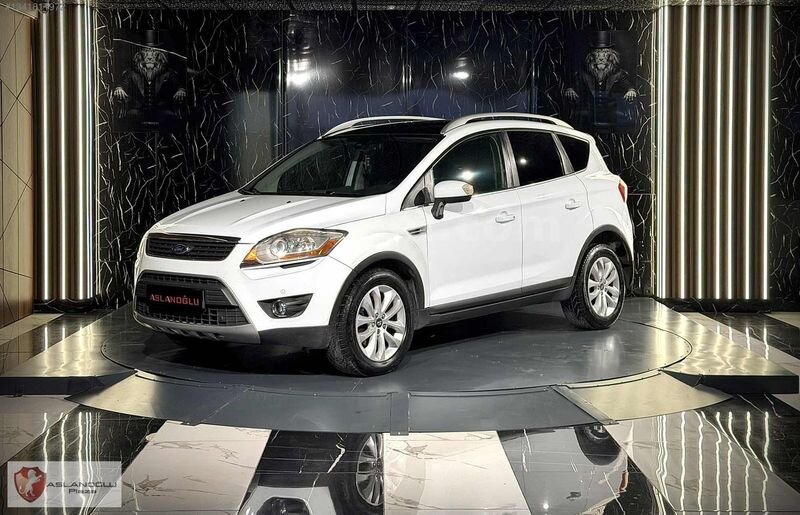 ASLANOĞLU PLAZA'DAN 2011 KUGA 2.0TDCI 4WD CAM TAVAN-ISITMA 2