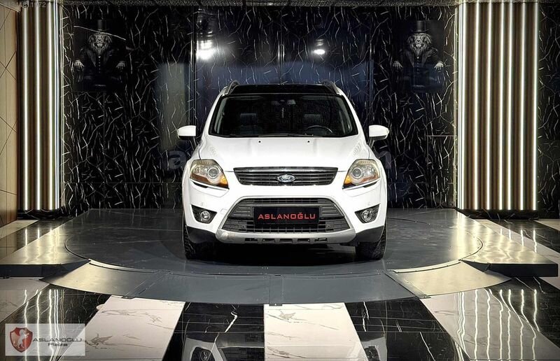 ASLANOĞLU PLAZA'DAN 2011 KUGA 2.0TDCI 4WD CAM TAVAN-ISITMA